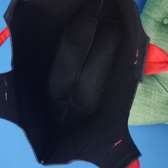 Hello Kitty Felt Tote Bag - Picture 4 of 5